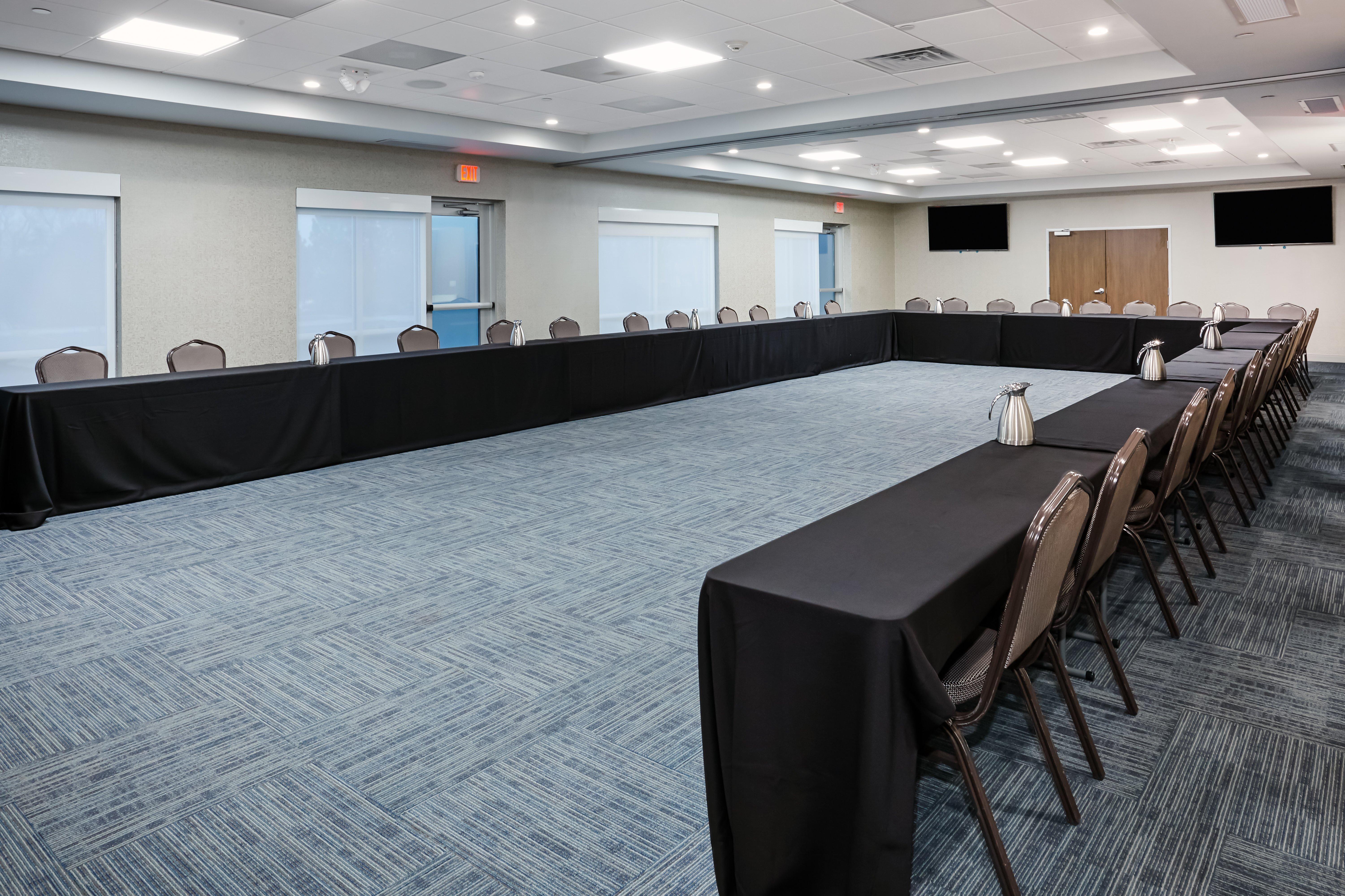 Holiday Inn Express & Suites Chicago North Shore - Niles By Ihg מראה חיצוני תמונה