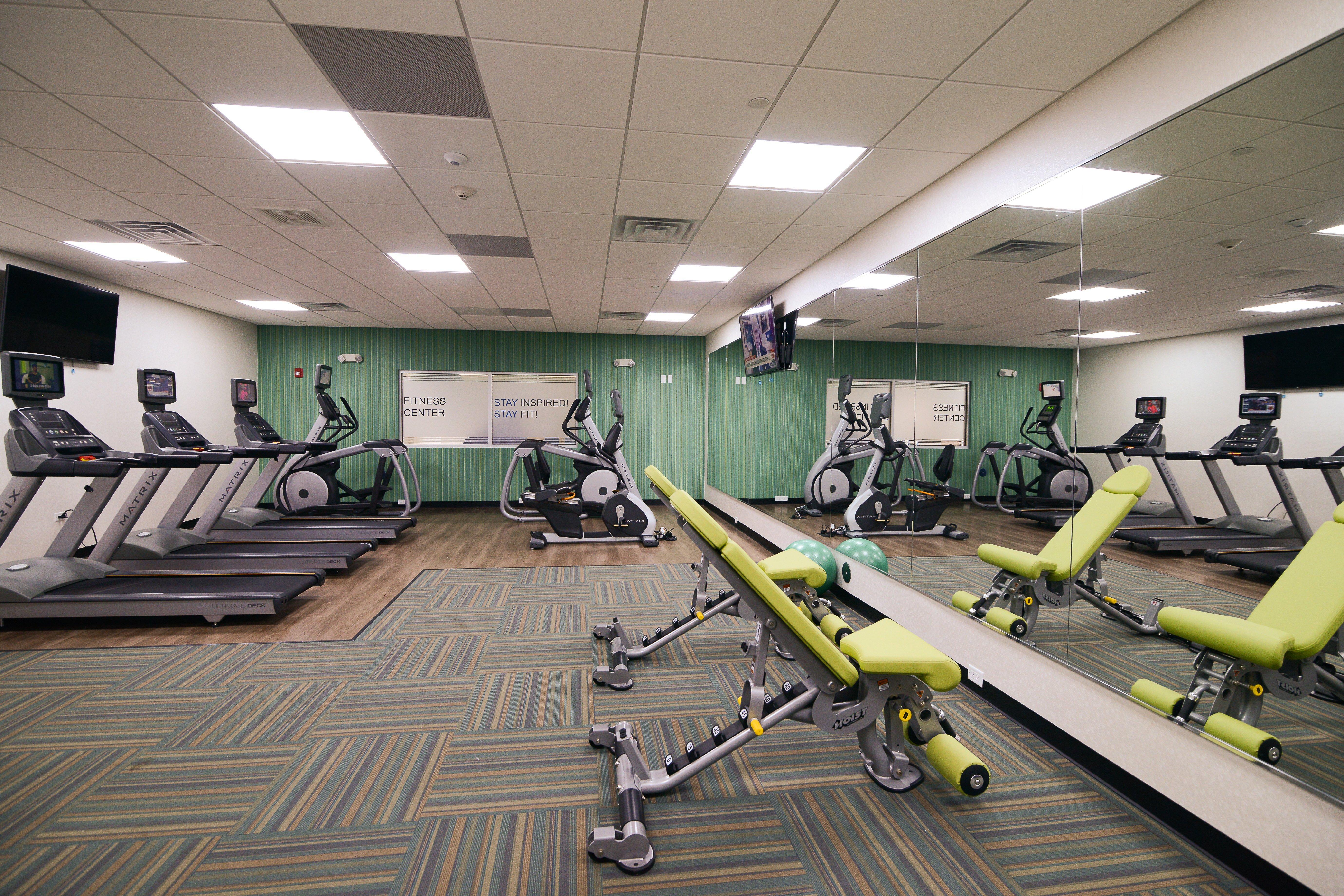 Holiday Inn Express & Suites Chicago North Shore - Niles By Ihg מראה חיצוני תמונה