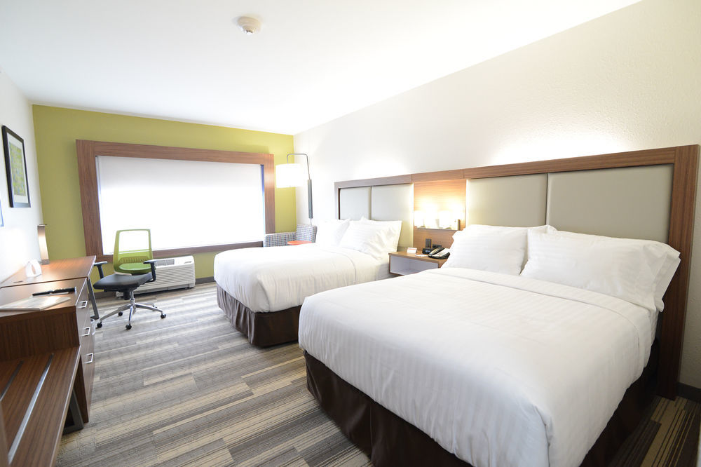 Holiday Inn Express & Suites Chicago North Shore - Niles By Ihg מראה חיצוני תמונה